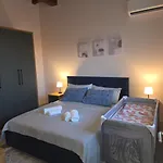 Endrit Apartment *
